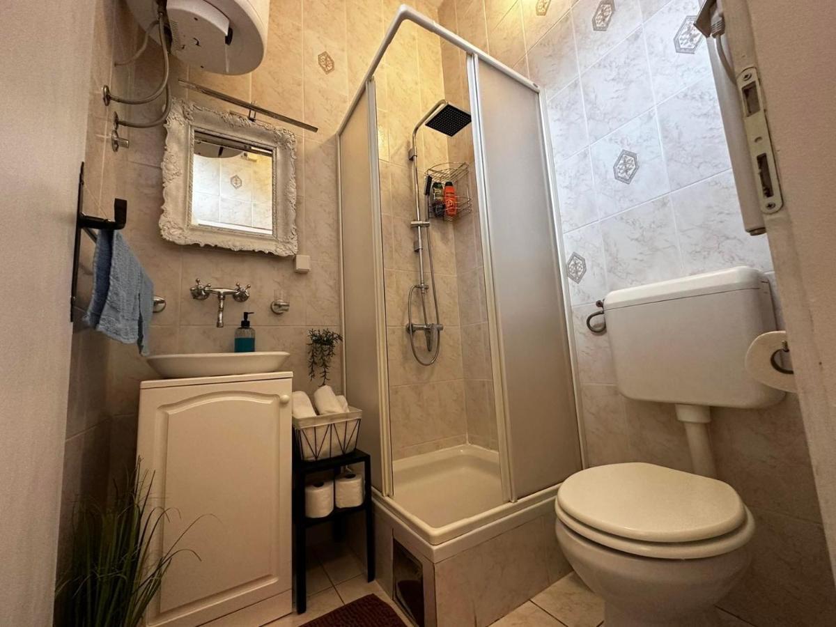 Pure Of Joy City Centre Apartment Subotica Exterior foto
